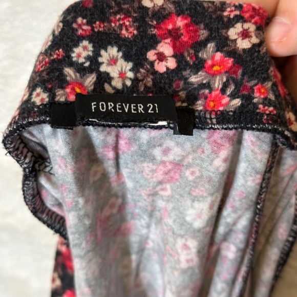 Forever 21 Soft Floral Skater Mini Skirt Womens Size Small - Picture 3 of 4